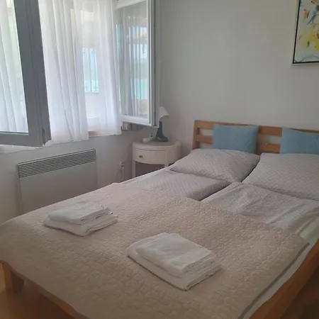 čelebići Na Vodi Apartmán
